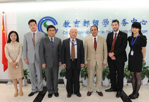白章德主任會見英國加迪夫城市大學副校長一行1