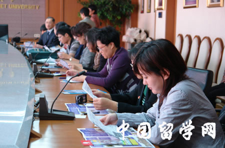 圖片報道：留學中國教育展代表團參加第七屆泰國國際教育博覽會7