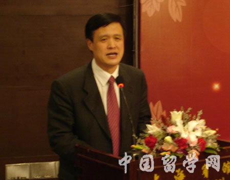 教育部2010年留華畢業生新春招待會在上海舉行(1.14)1