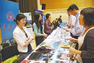 中國大學赴美招生不忘引才 留學人員趕場愿