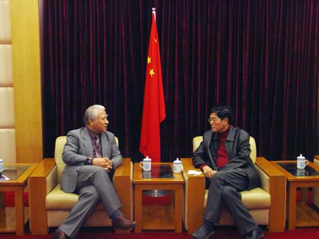 2008年中心出國留學培訓基地年會在廣州順利召開1