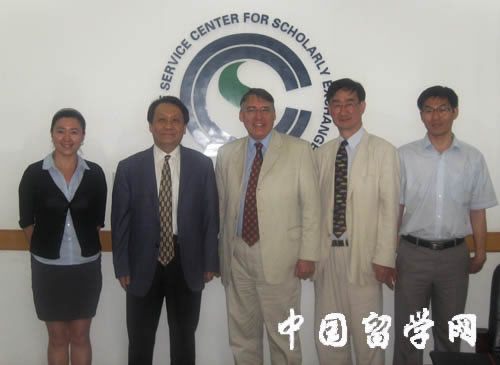 鞏萬副主任會見英國貝德福特大學校長一行1