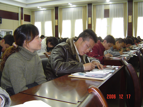 2006年新加坡獎學金項目第三批學生培訓會順利結束（12.17)4