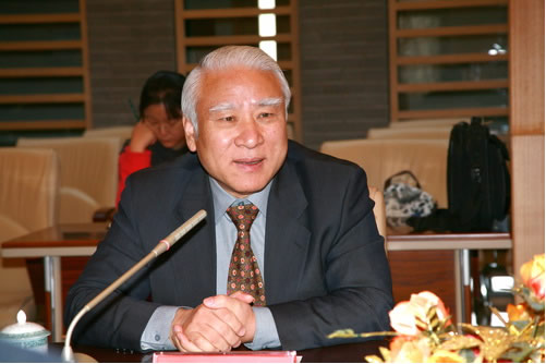 中國留學服務中心與北京外國語大學續簽共建出國留學培訓基地合作協議3