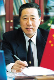 曹國興：留學人員是寶貴的人才資源（3.17)1