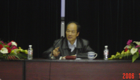 2006年新加坡獎學金項目學生首場培訓會順利結束(12.10)2