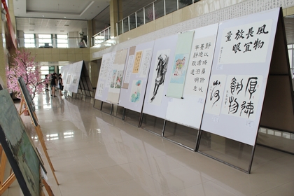 北京化工大學北方學院慶祝中國共產黨九十周年師生書畫展隆重開幕4