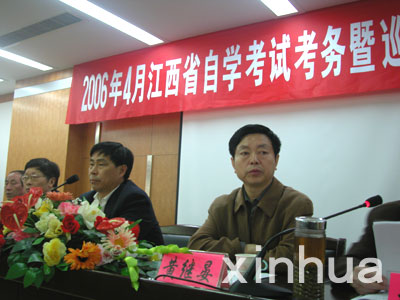 江西考生首次破十萬 呈現四個新特點1