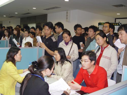 江蘇省舉辦自考畢業生首次專場招聘會3