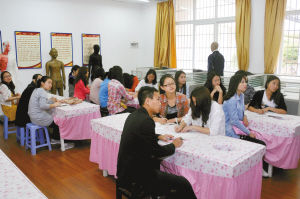 大學女生跨校選修按摩課 為找好老公加分2