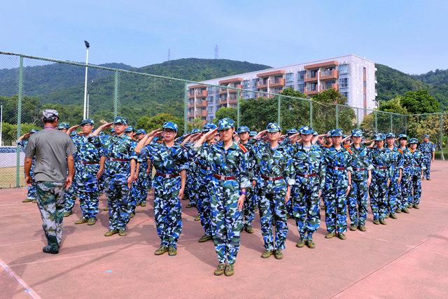吉林大學珠海學院2014級新生軍訓順利開展2