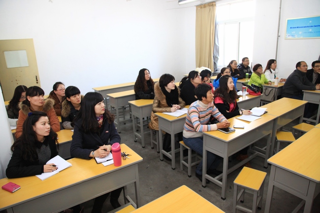 西安翻譯學院開展大學進修成果匯報講座3