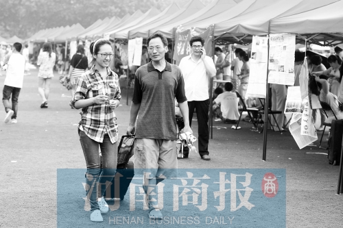 各名校扎營河南搶生源 高分生遇幸福的