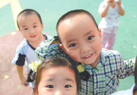 成都機關幼兒園取消特權 面向所有市民開放成都機關幼兒園取消特權 面向所有市民開放1
