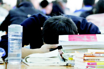 2015考研沖刺 教室座無虛席3