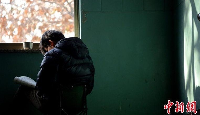 最后的沖刺：“考研”大軍走廊埋頭苦讀3