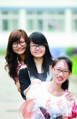 湖師一寢室三女孩同時考上重點大學研究生1