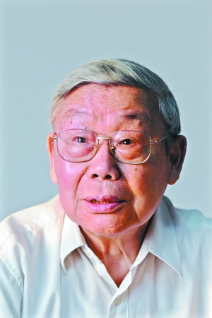 廣東社科界三位老專家給博士上課 他們永遠年輕-中國教育3
