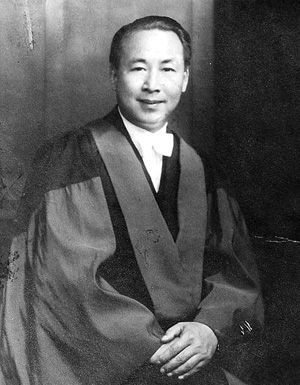 楊敬年：百歲經濟學家的“慢人生”-中國教育1