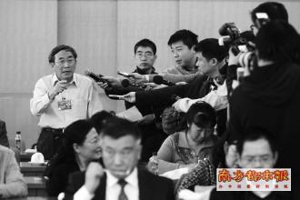 袁貴仁：全面普查150萬份考研英語試卷2