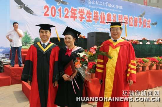 唐山64歲“奶奶大學生”畢業欲繼續考研2