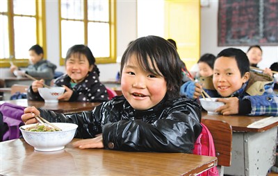 開學第一天：形形色色第一課 各地推新政-中國教育2