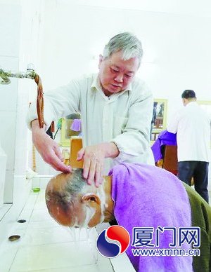 廈大82歲理發店：校長院士都是常客1