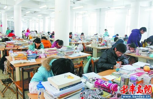 2012考研生備考壓力大 過來人稱提高效率可減壓1