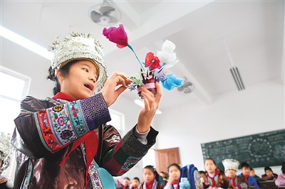開學第一天：形形色色第一課 各地推新政-中國教育1