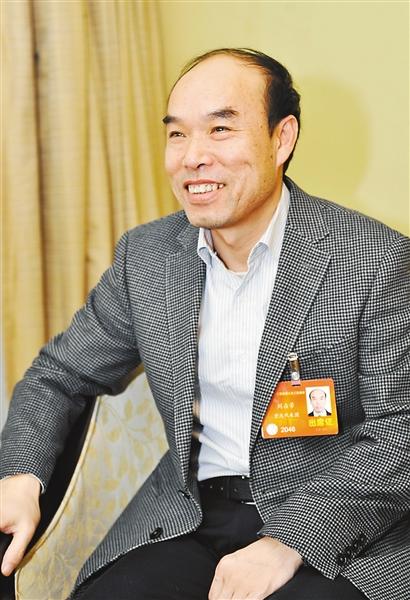 代表建議提高高校教育質量 去行政化去商業化-中國教育2