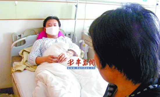 剛考上研究生卻查出患有白血病 高昂治療費難住母親1