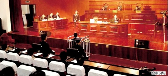 黨委書記賈東輝受賄案開庭 曾是當地教育界名人-中國教育1