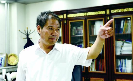 藍翔曝就業率黑幕：100人出來七八個就不錯了-中國教育1