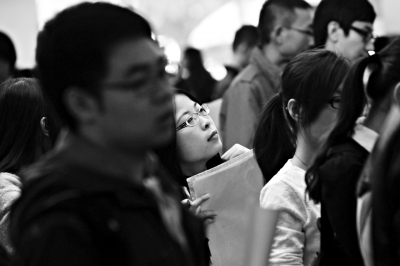 新一輪求職潮撲面而來 畢業了我們去漂著嗎？-中國教育1