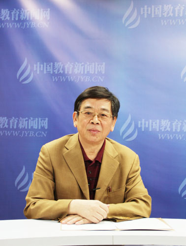 劉守安：中小學書法教育是基礎素質教育-中國教育1