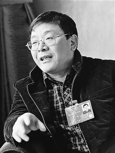 王本朝委員：依托高校培養急需實用性文化人才-中國教育2