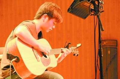 大四學生被英美4所世界頂級大學碩士錄取1
