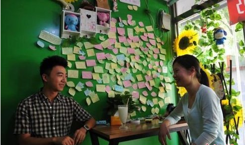 80后研究生工作之余開飲品店 一杯鮮奶換一個故事1