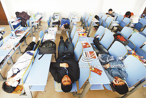 2012考研面孔：大學里的“備考戰役”4