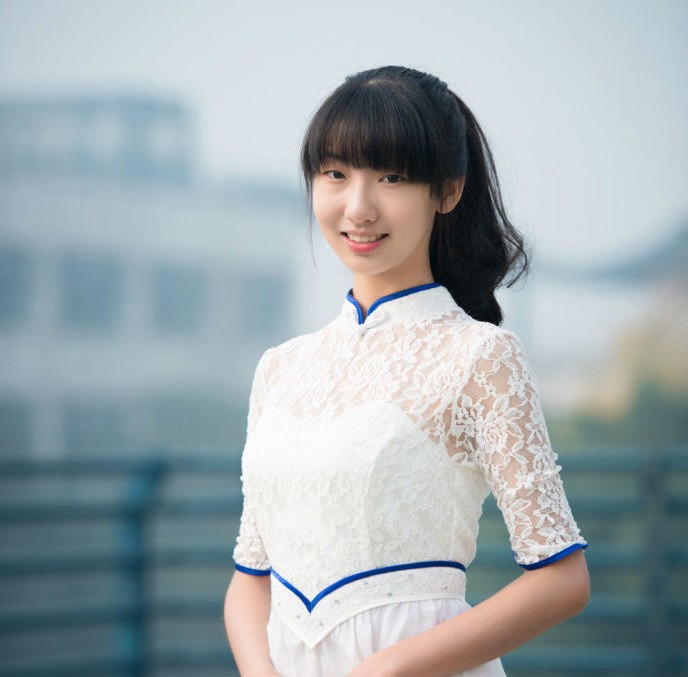 浙江大學禮儀隊美女白裙飄飄走紅網絡8