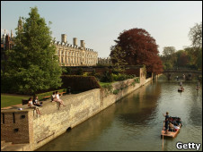 英媒:英國學習尖子多進名牌大學1