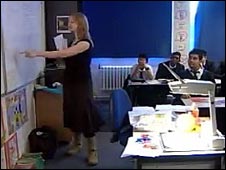 英國留學:政府砍預算 “不影響中小學”1