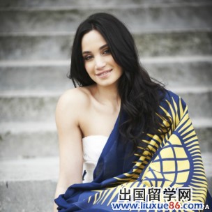 英國留學:英女王登基鉆石慶典新歌亮相1
