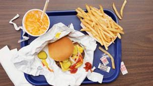 英國留學:家長對垃圾食品廣告說“不”1