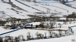 英國留學:英國六名學生因打雪仗被停學1