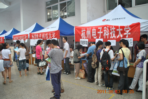 2012年研招現場咨詢杭州站揭幕 考生免費參加8