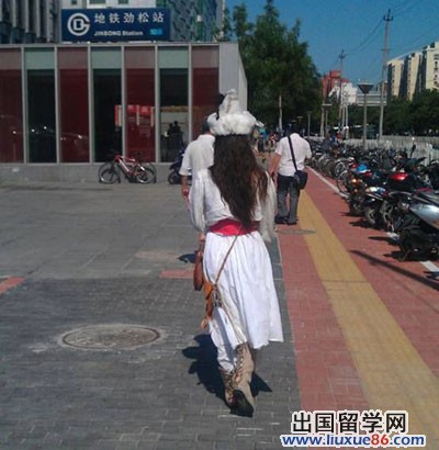 地鐵驚現樓蘭女，尾行偷拍組圖曝光【圖】[1]1