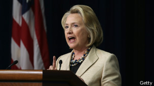 英國留學:美前國務卿希拉里獲頒蘇格蘭大學榮譽學位1