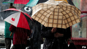 英媒:英國四月降雨量“百年最高”1