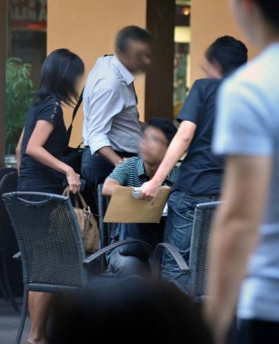 新加坡大學假文憑泛濫 學生買來騙父母[1]1